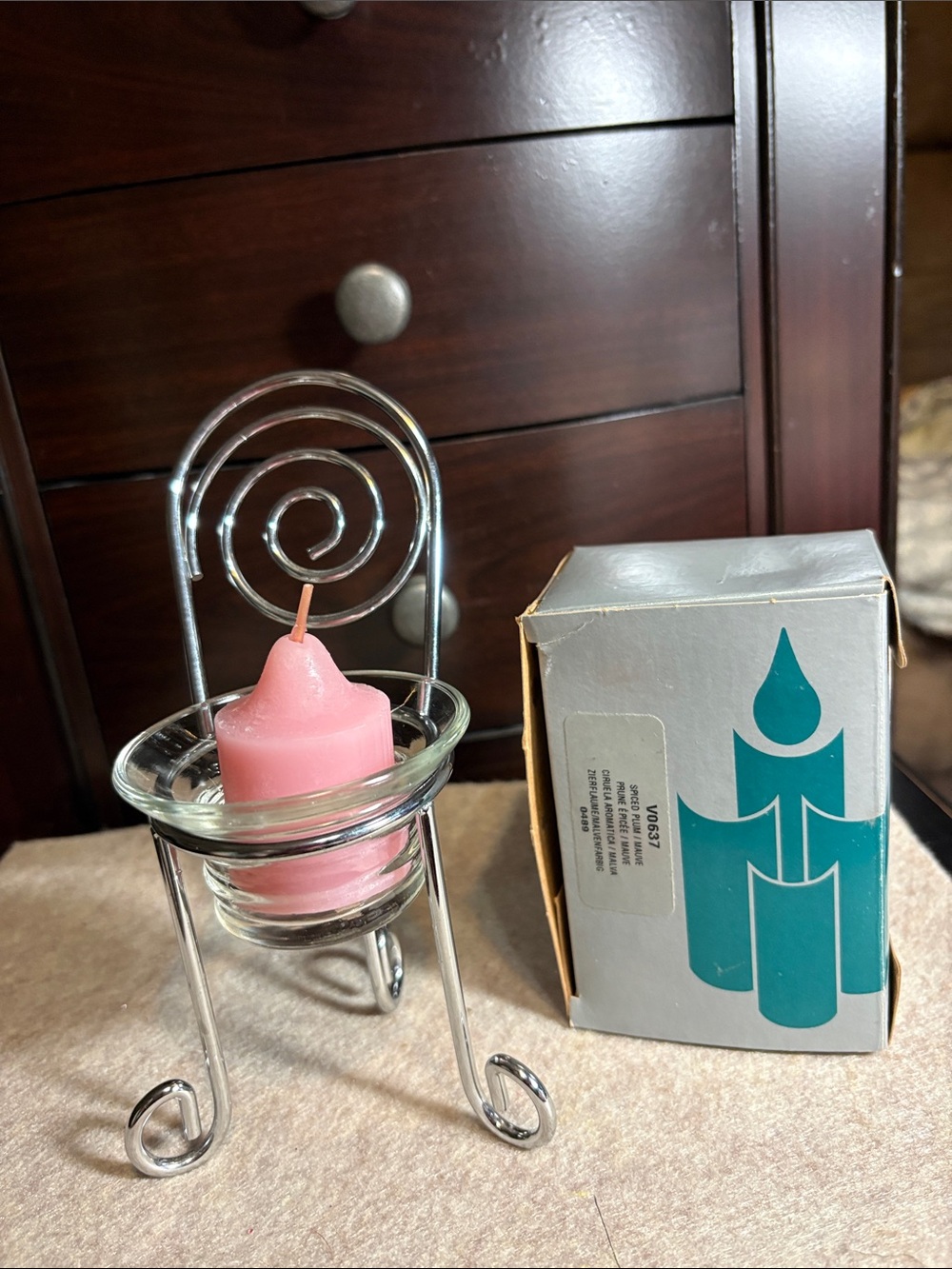 Chair Style Candle Holder-With 6 Pink Party-Lite Candles